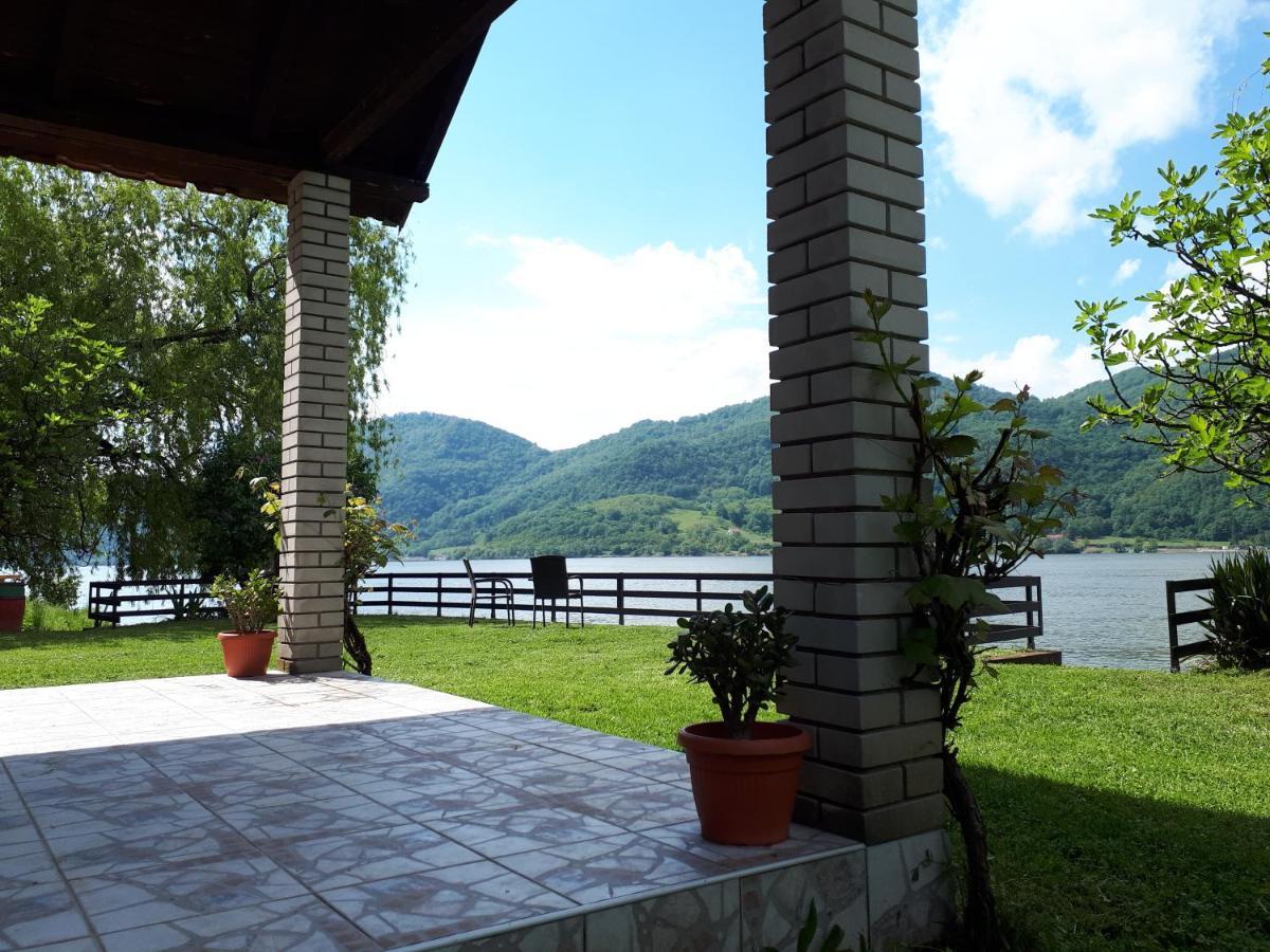 Dedin Raj Golubac Exterior foto
